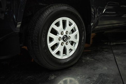 Used 2024 Toyota Tacoma SR5 image 3