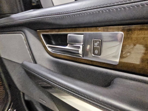 Used 2013 Land Rover Range Rover Sport HSE LUX image 43