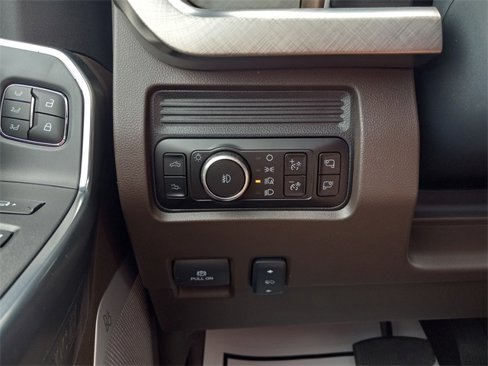 New 2025 Ford F250 King Ranch w/ Chrome Package image 26
