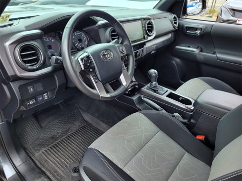 Used 2023 Toyota Tacoma TRD Off-Road image 10