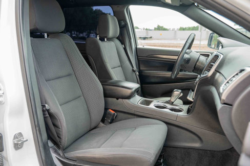 Used 2018 Jeep Grand Cherokee Laredo image 10