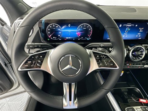 New 2026 Mercedes-Benz GLA 250 image 11