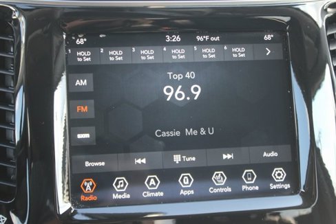 Used 2020 Jeep Cherokee Limited image 5
