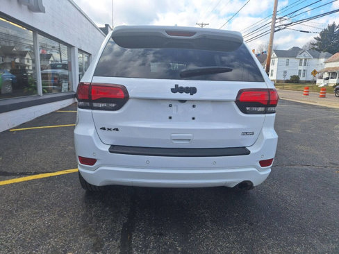 Used 2021 Jeep Grand Cherokee Laredo X image 6