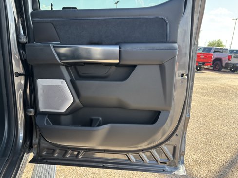 New 2026 Ford F250 Platinum w/ Tremor Off-Road Package image 18