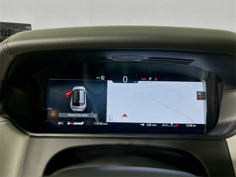 Used 2026 Land Rover Range Rover Velar Dynamic SE image 13