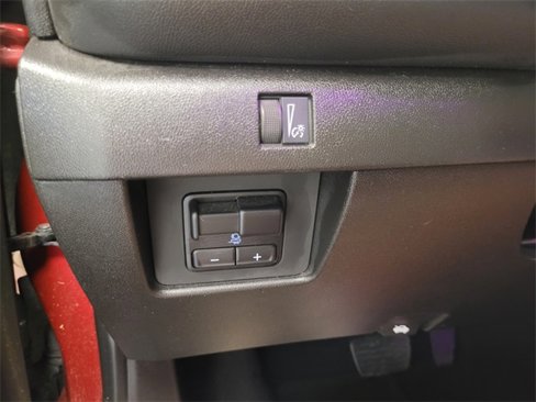 Used 2023 Chevrolet Colorado LT w/ LT Convenience Package image 25