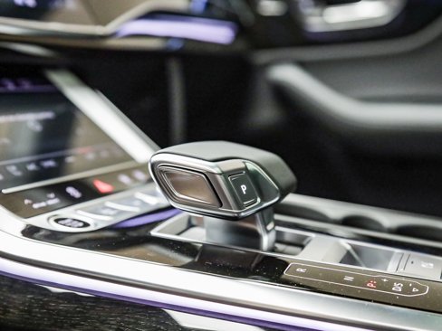 New 2025 Audi Q8 Prestige image 26