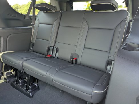 New 2026 Chevrolet Suburban LT w/ Comfort Package image 14