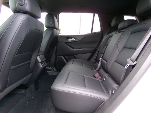 New 2026 Chevrolet Equinox LT w/ Convenience Package II image 8