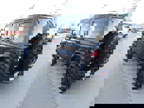 Used 2021 Jeep Wrangler Unlimited Sport image 4