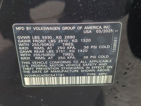 New 2025 Volkswagen Atlas SE image 34