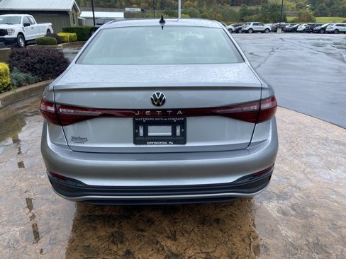 Used 2025 Volkswagen Jetta S image 6