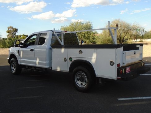 Used 2019 Ford F350 XL w/ XL Value Package image 3