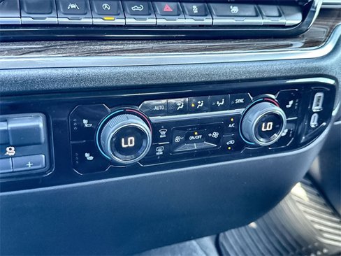 Used 2025 Chevrolet Silverado 1500 LT image 17