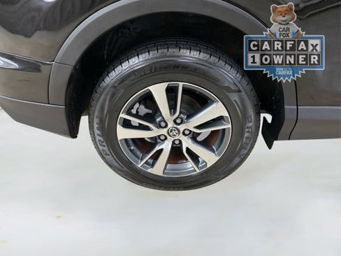 Used 2017 Toyota RAV4 XLE image 17