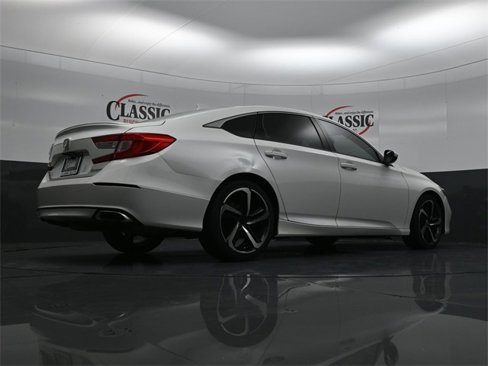 Used 2020 Honda Accord Sport image 34