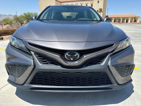 Used 2023 Toyota Camry SE image 8