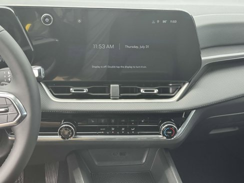 New 2026 Chevrolet Equinox LT image 3