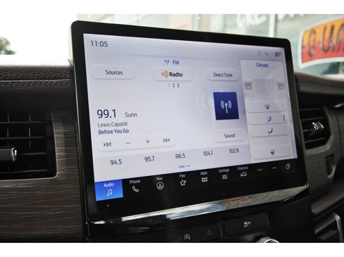 Used 2024 Ford Expedition Limited image 20