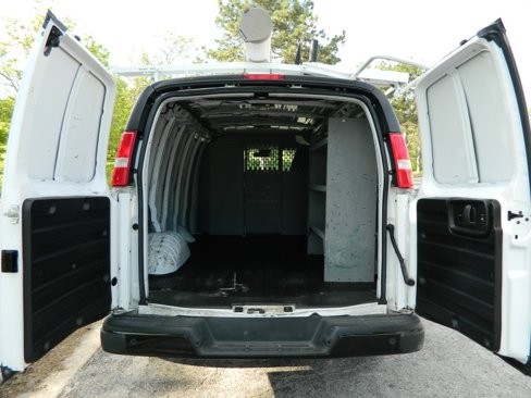 Used 2019 Chevrolet Express 2500 w/ Communications Package image 10