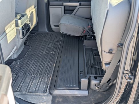 Used 2022 Ford F350 XLT w/ Black Appearance Package image 37