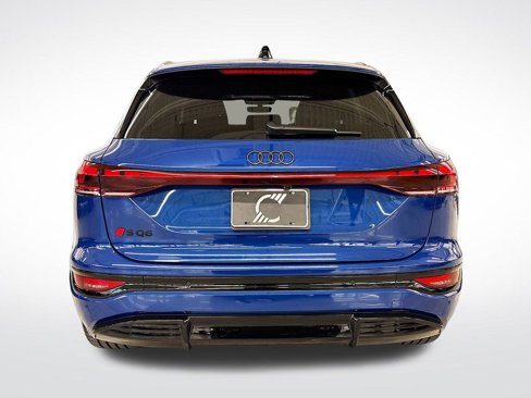 New 2025 Audi SQ6 e-tron Premium Plus image 4