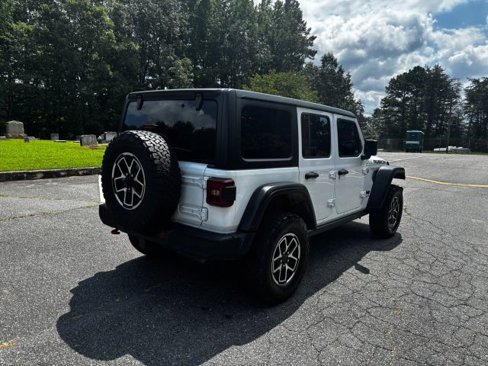 Used 2024 Jeep Wrangler Unlimited Rubicon image 5