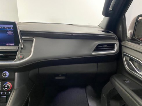 Used 2021 GMC Yukon SLT w/ SLT Premium Package image 24