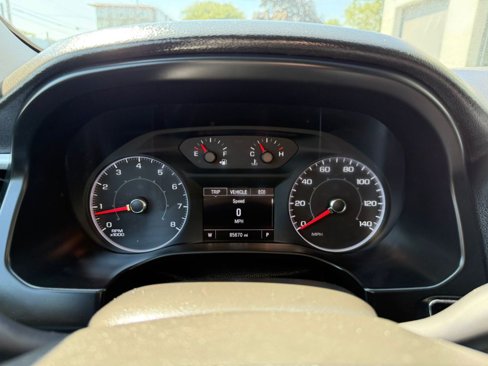 Used 2018 GMC Acadia SLE image 24