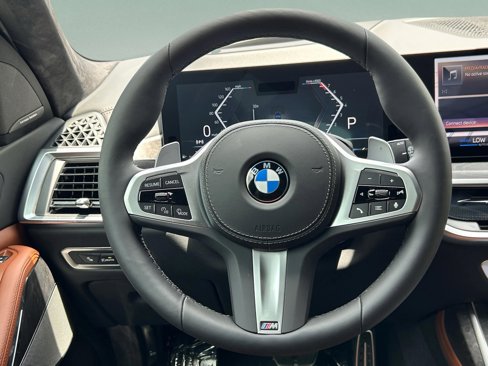 Used 2026 BMW X7 xDrive40i image 9