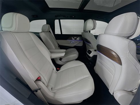 New 2026 Mercedes-Benz GLS 580 4MATIC image 28