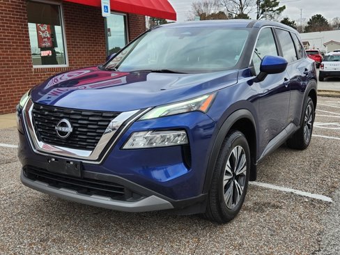 Used 2023 Nissan Rogue SV image 4