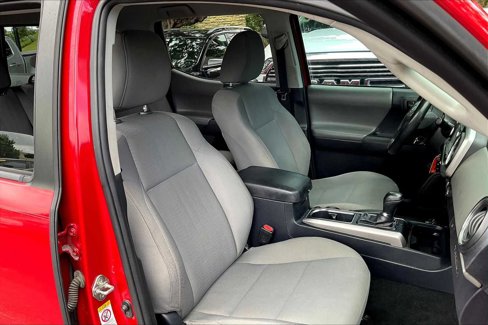 Used 2019 Toyota Tacoma SR5 image 7