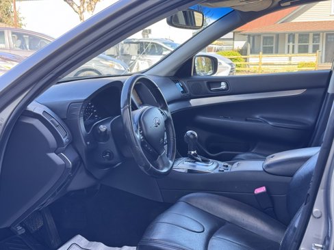 Used 2012 INFINITI G37 x image 10