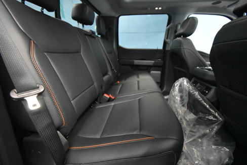 New 2025 Ford F250 Lariat w/ Lariat Ultimate Package image 25