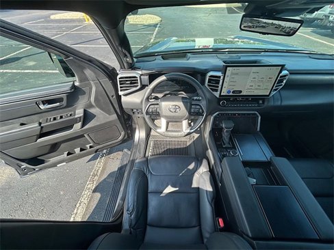 Certified 2025 Toyota Sequoia Platinum image 25