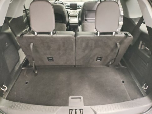 Used 2023 Ford Explorer XLT w/ Equipment Group 202A image 15