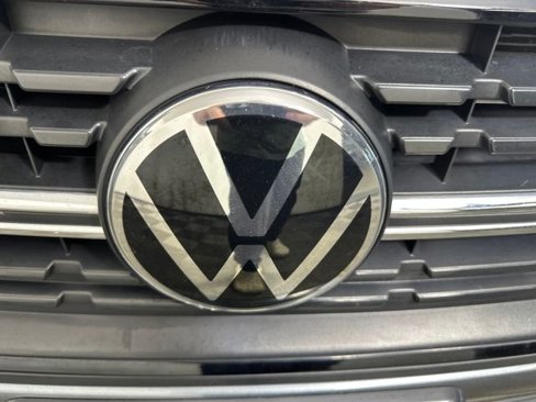 Used 2023 Volkswagen Jetta Sport image 9