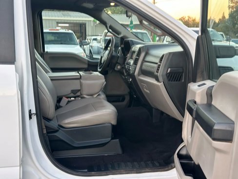 Used 2017 Ford F250 XL w/ Power Equipment Group image 13