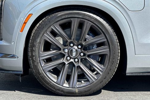 New 2026 Cadillac Vistiq Platinum image 26
