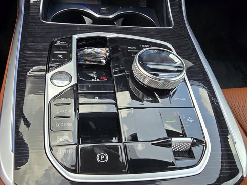 New 2026 BMW X7 xDrive40i w/ M Sport Package image 24