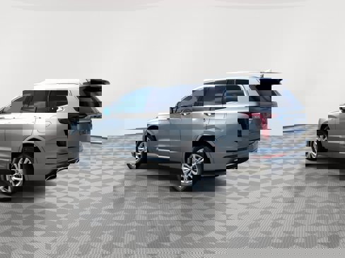 New 2025 Cadillac XT6 Luxury image 41