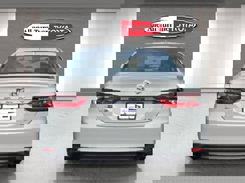 Used 2024 Toyota Camry LE image 7