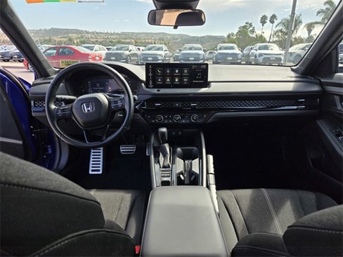 Used 2025 Honda Accord Sport image 17