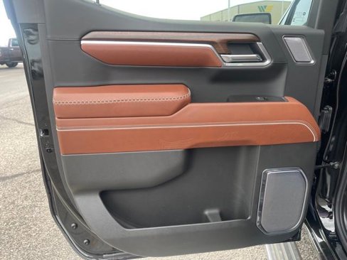 New 2025 GMC Sierra 1500 Denali Ultimate image 13