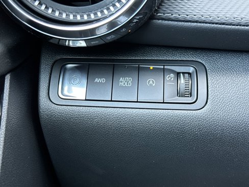 New 2026 Chevrolet Equinox LT w/ Convenience Package II image 30