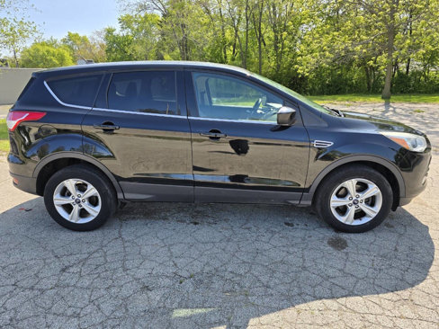 Used 2016 Ford Escape SE w/ SE Cold Weather Package image 4