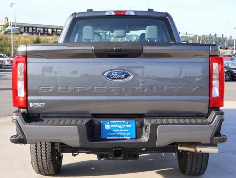 New 2026 Ford F250 XL image 4