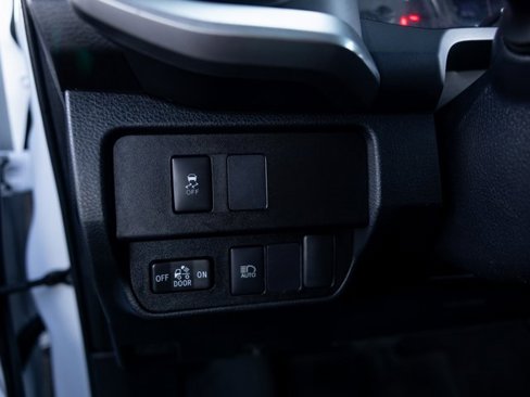 Used 2022 Toyota Tacoma SR5 image 46